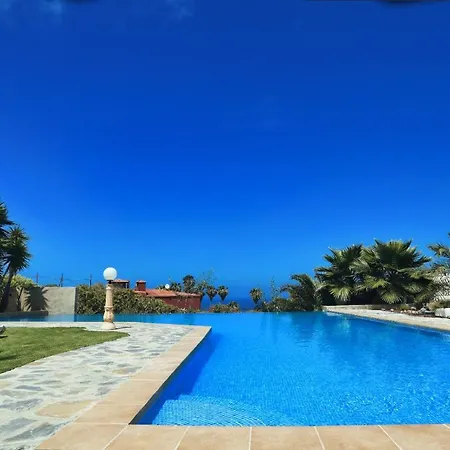 Vino Tinto 1 Икод-де-лос-Винос